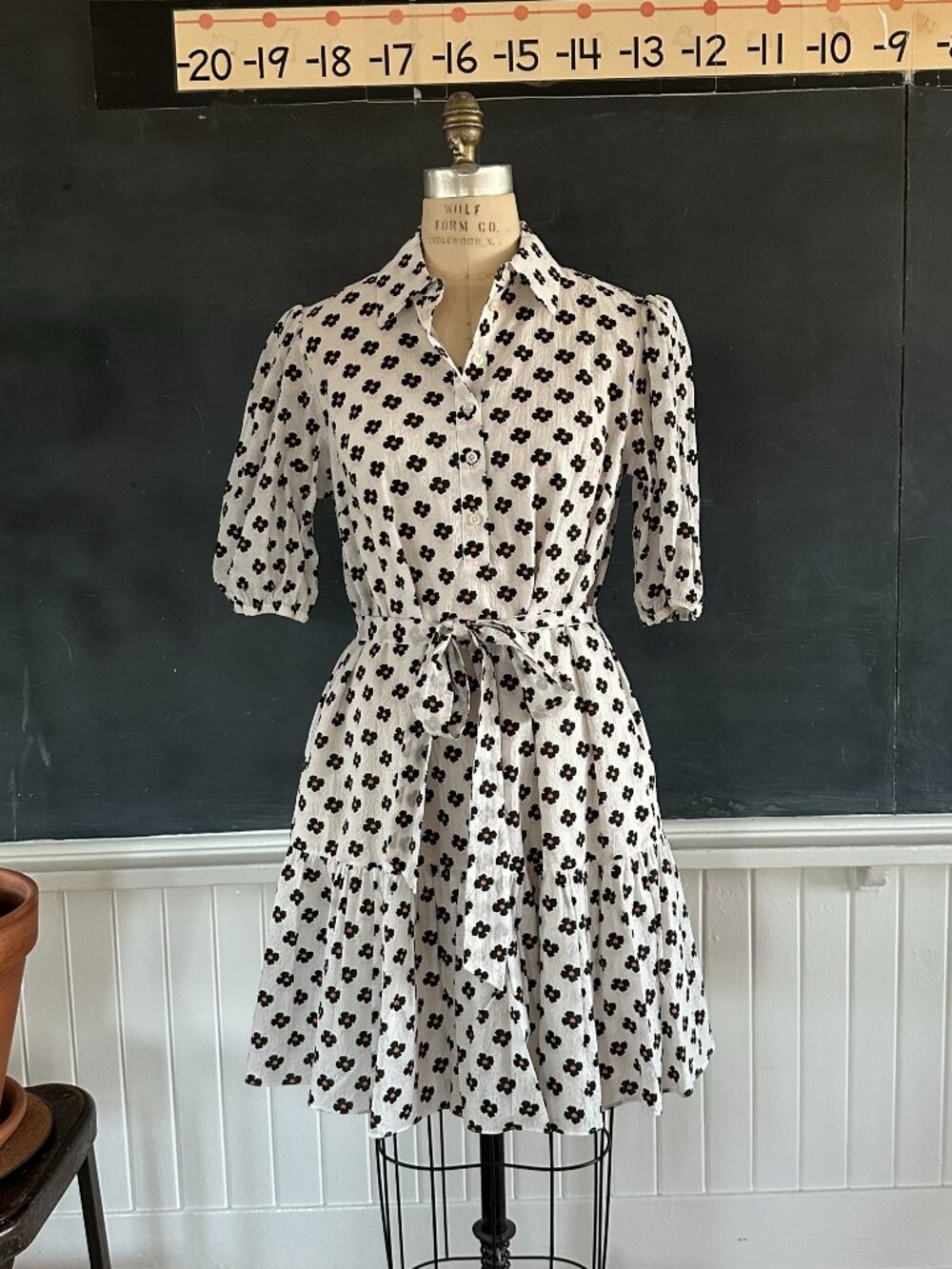 Kate Spade Black Floral Cotton Puff Sleeve Tiered Shirt Dress M NWOT - Picture 1 of 7